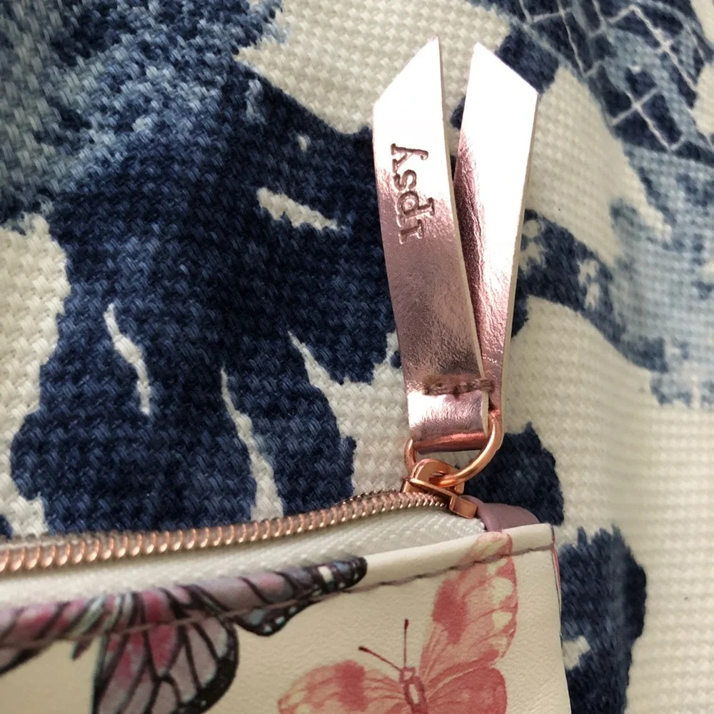 NWOT Ipsy Cosmetic Bag - Picture 3 of 5
